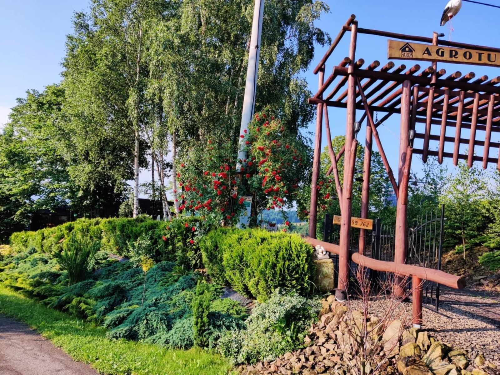 Agroturystyka Faron Rozdziele Ngoại thất bức ảnh